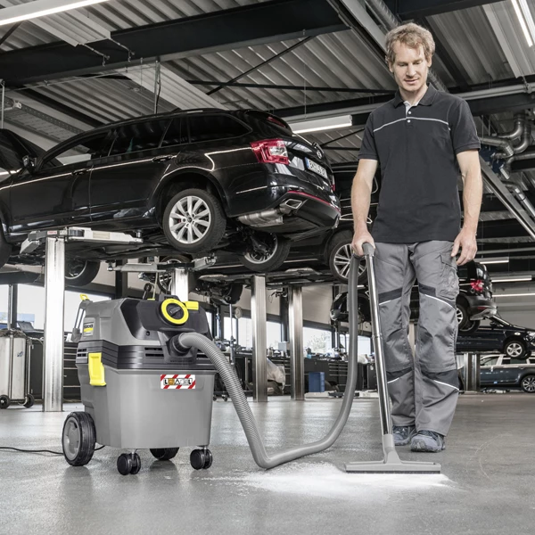 Kärcher Aspirateur Eau Et Poussières Aspirateur Karcher Spécial Eau Et Poussières NT30/1 Ap L 1 Kärcher Aspirateur Eau Et Poussières Aspirateur Karcher Spécial Eau Et Poussières NT30/1 Ap L