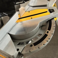 Scie à Onglet Et Radiale Scie à Onglet Sur Table Dewalt D27113-QS à Table Supérieure 1600 W Ø305 Mm 9 Scie à Onglet Et Radiale Scie à Onglet Sur Table Dewalt D27113-QS à Table Supérieure 1600 W Ø305 Mm -Électroportatif et pneumatique Soldes d27113 qs 1 1