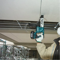 Visseuse Plaquiste Sans Fil Visseuse Automatique Makita18V DFR550RTJ 2 Batteries 5Ah Chargeur En Coffret Makpac