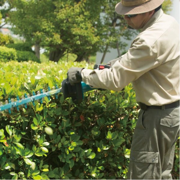 Taille Haie Makita DUH502SF 18V Une Batterie 3Ah Longueur De Coupe 50 Cm 1 Taille Haie Makita DUH502SF 18V Une Batterie 3Ah Longueur De Coupe 50 Cm