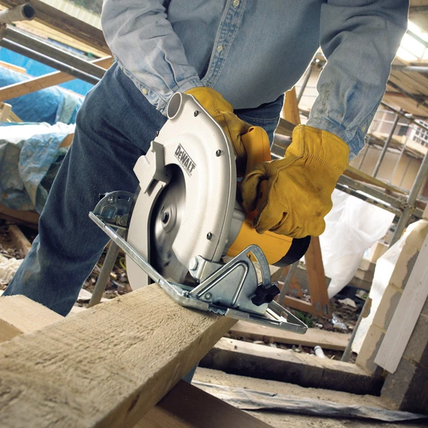 Scie Circulaire Filaire Scie Circulaire Dewalt DWE560K Ø185 Mm 1350 W Compacte Avec Coffret 6 Scie Circulaire Filaire Scie Circulaire Dewalt DWE560K Ø185 Mm 1350 W Compacte Avec Coffret – Image 6