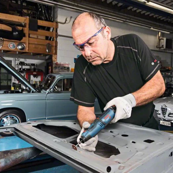 Découpeur Ponceur Oscillant Sans Fil Outil Rotatif Polyvalent Sans Fil Bosch GRO 12V-35 S/Batterie Ni Chargeur En Coffret L-Boxx 4 Découpeur Ponceur Oscillant Sans Fil Outil Rotatif Polyvalent Sans Fil Bosch GRO 12V-35 S/Batterie Ni Chargeur En Coffret L-Boxx – Image 4