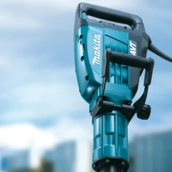 Marteau Piqueur, Démolisseur Et Carotteuse Burineur Marteau Piqueur Makita HM1317C - Hexagonal 30 Mm - 25 Joules - 1510 W -Électroportatif et pneumatique Soldes hm1317c amb01