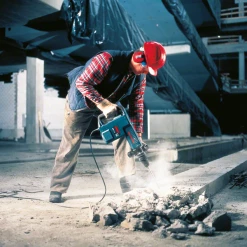 Perforateur Sds Max Marteau-piqueur SDS Max - Bosch GSH 11 E - 1 500 W - 16,8 Joules -Électroportatif et pneumatique Soldes marteau piqueur sdsmax