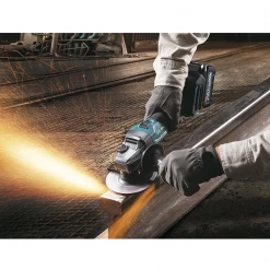 Meuleuse D'angle ø 125 Mm Meuleuse D'angle Makita Diamètre 125 Mm 40 V Max Li-Ion - Puissance 1100 W - 2 Batteries + Chargeur -Électroportatif et pneumatique Soldes meuleuse makita6