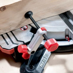 Scie à Onglet Et Radiale Scie Onglet Et Radiale Metabo KGS 305 M 1600W Diamètre 305 Mm 619305000 -Électroportatif et pneumatique Soldes scie metabo kgs 305 m 1600w situation 5